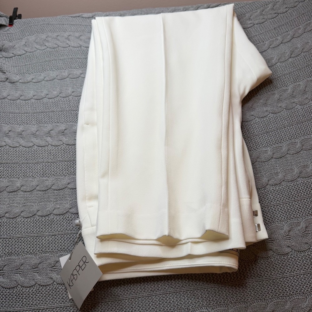 Kasper Women's Sz 12  Stretch-Crepe Straight-Leg Pants in Vanilla Ice - Picture 6 of 10